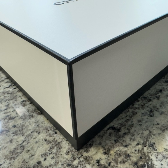 Chanel Large Box Set - New - Picture 11 of 15